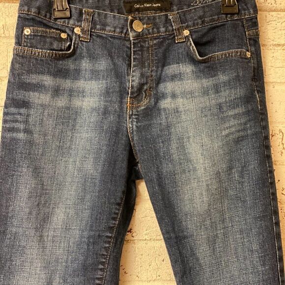 Calvin Klein Jeans Bootcut Dark Wash Size 8 (29) - Picture 2 of 8